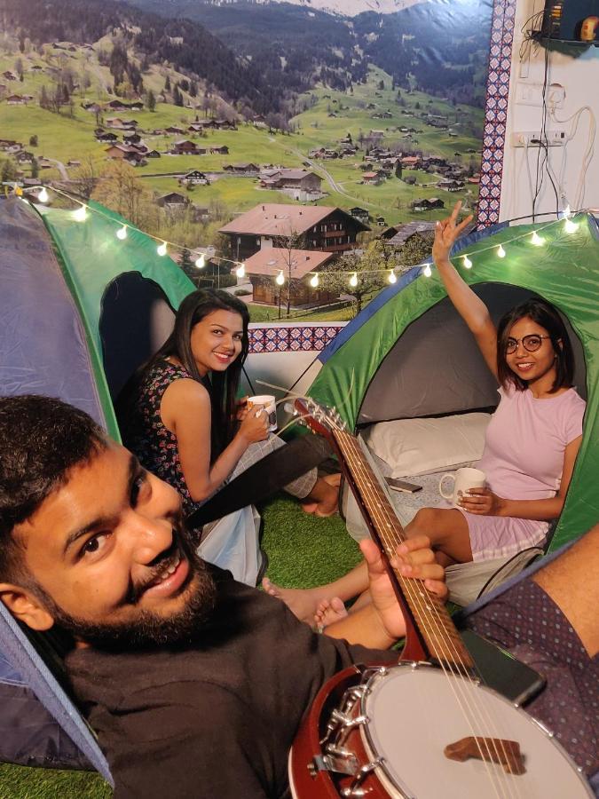 Hotel Cupidtrails Backpacker'S Penthouse Guwahati Esterno foto