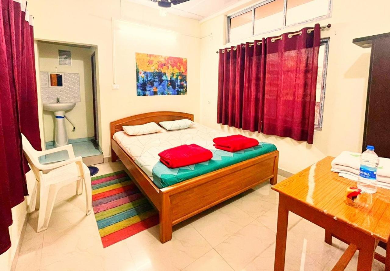 Hotel Cupidtrails Backpacker'S Penthouse Guwahati Camera foto