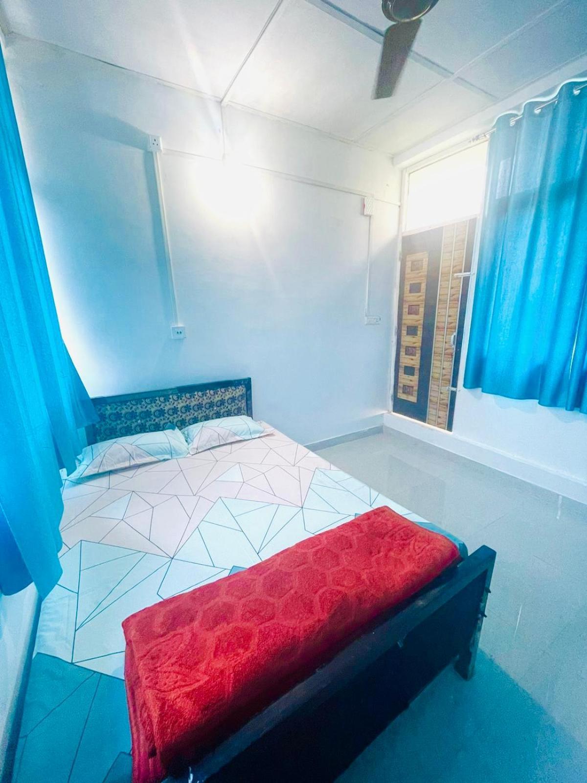 Hotel Cupidtrails Backpacker'S Penthouse Guwahati Esterno foto